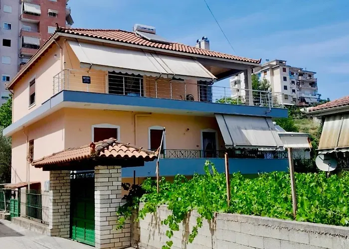 George\'S Apartment